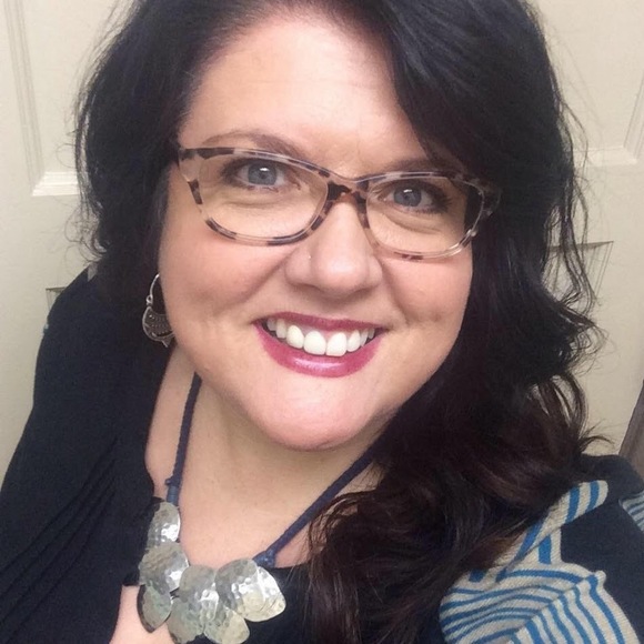 Meet your Posher, Shelby - Picture 1 of 1